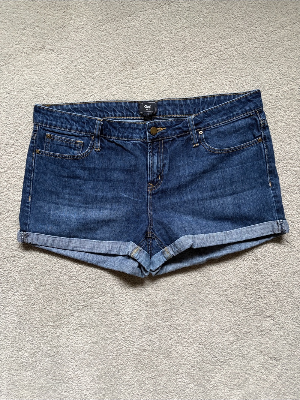 GAP Women's Dark Wash Rolled-Hem Denim Shorts